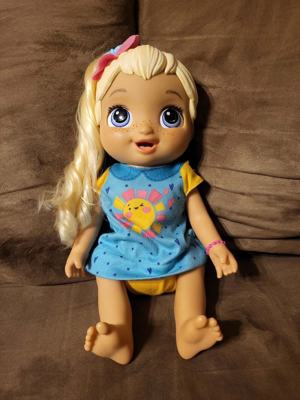 Baby Alive Baby Grows Up Happy Hope Growing and Talking Doll